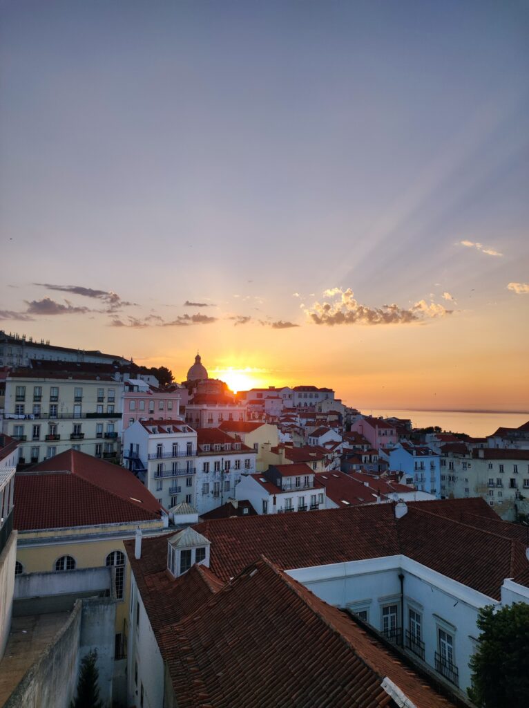 Lisbonne lever du soleil à l'Alfama