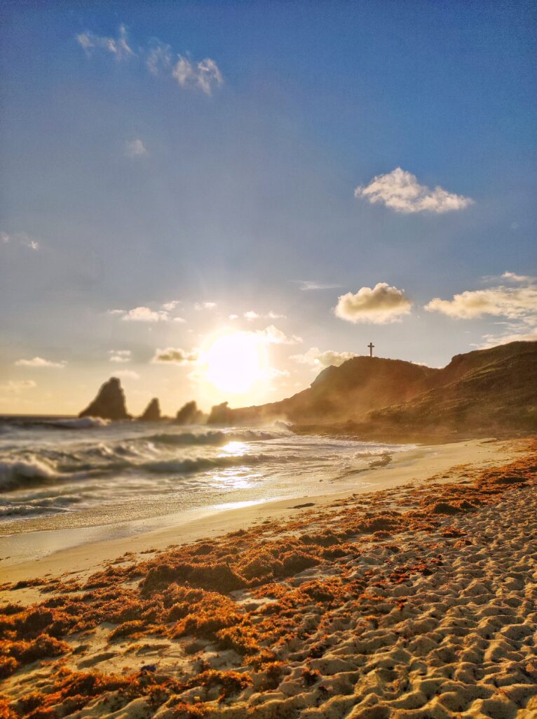 Lune de miel : plage pointe des châteaux en guadeloupe